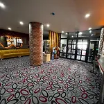 Hotel Hill 3*