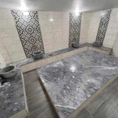 Hill Hotel 3*