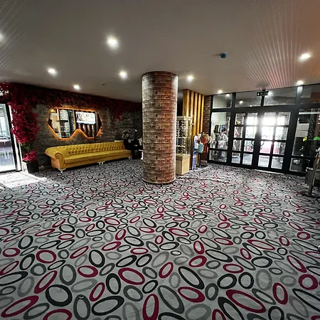 Hill Hotel 3*