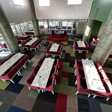 Hotel Hill 3*