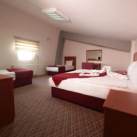 Hill Hotel 3*